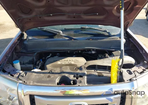 2009 Honda Pilot Lx from USA, damaged, VIN 5FNYF48249B021687